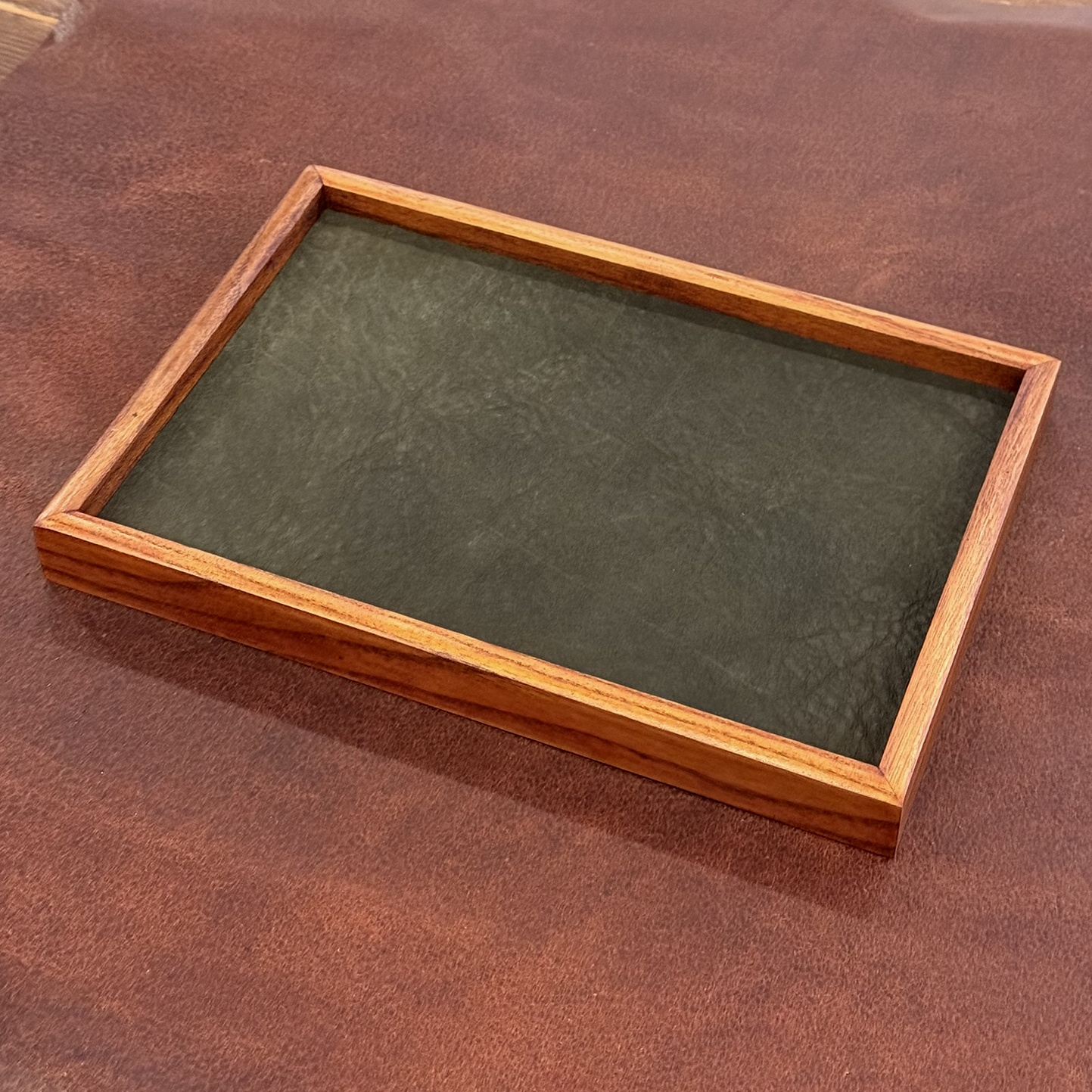 WOOD TRAY IG