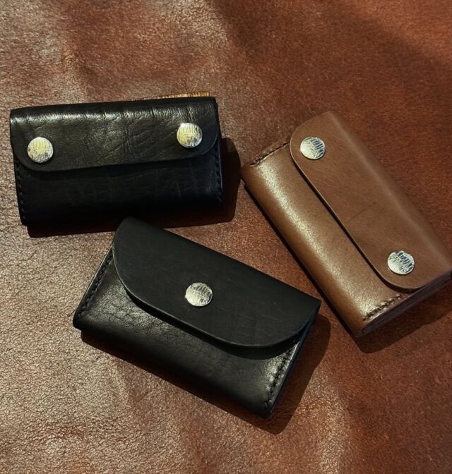 KIZUKI LEATHER SHOP｜ハンドメイド革製品と服飾品の制作販売